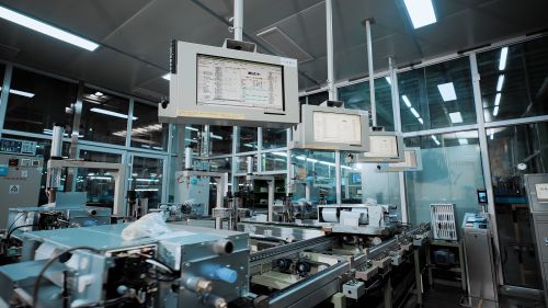 全球首座多聯(lián)機(jī)中央空調(diào) 燈塔工廠 可為制造業(yè)數(shù)智化變革帶來哪些啟示